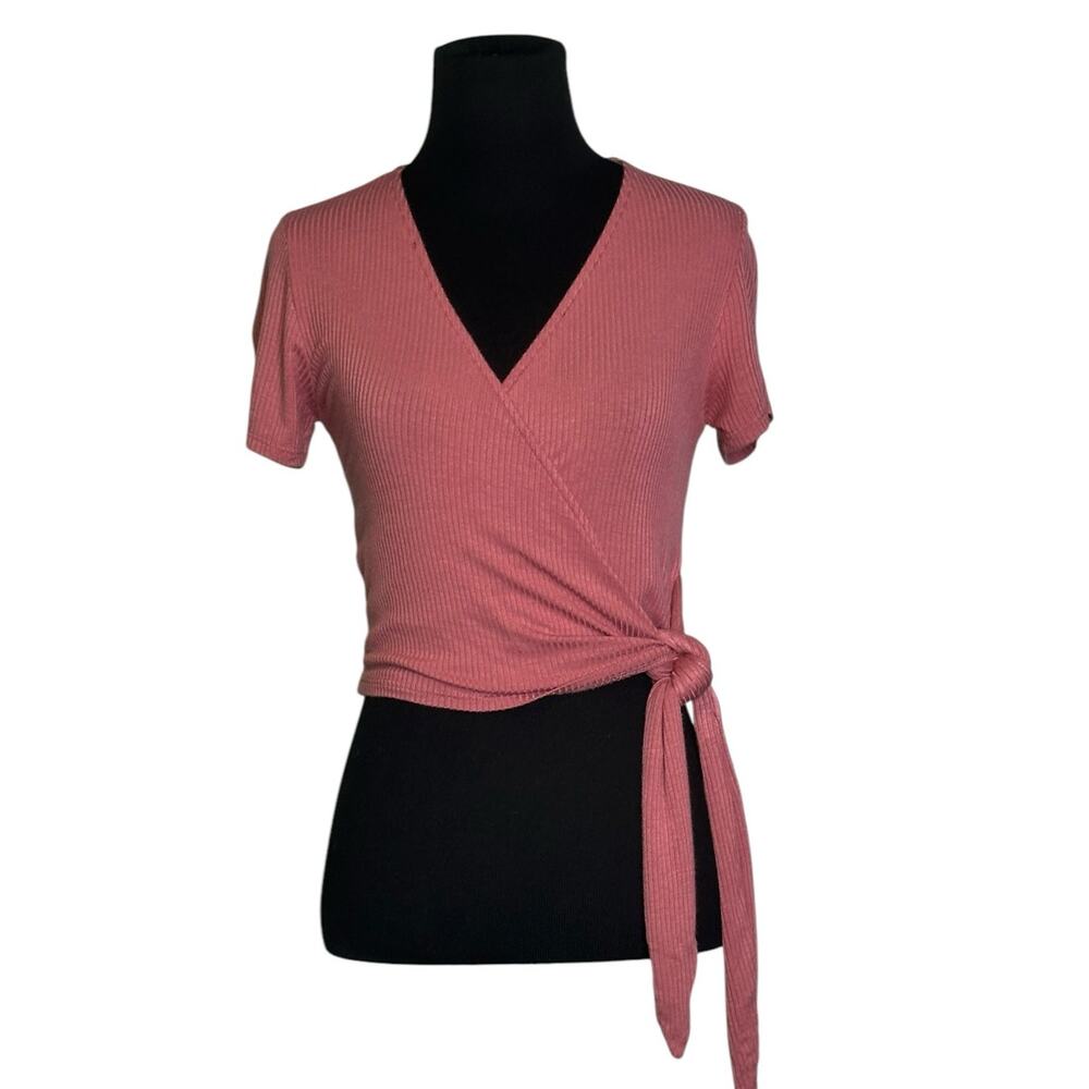 Lulus mauve ribbed short sleeves faux wrap top size Small